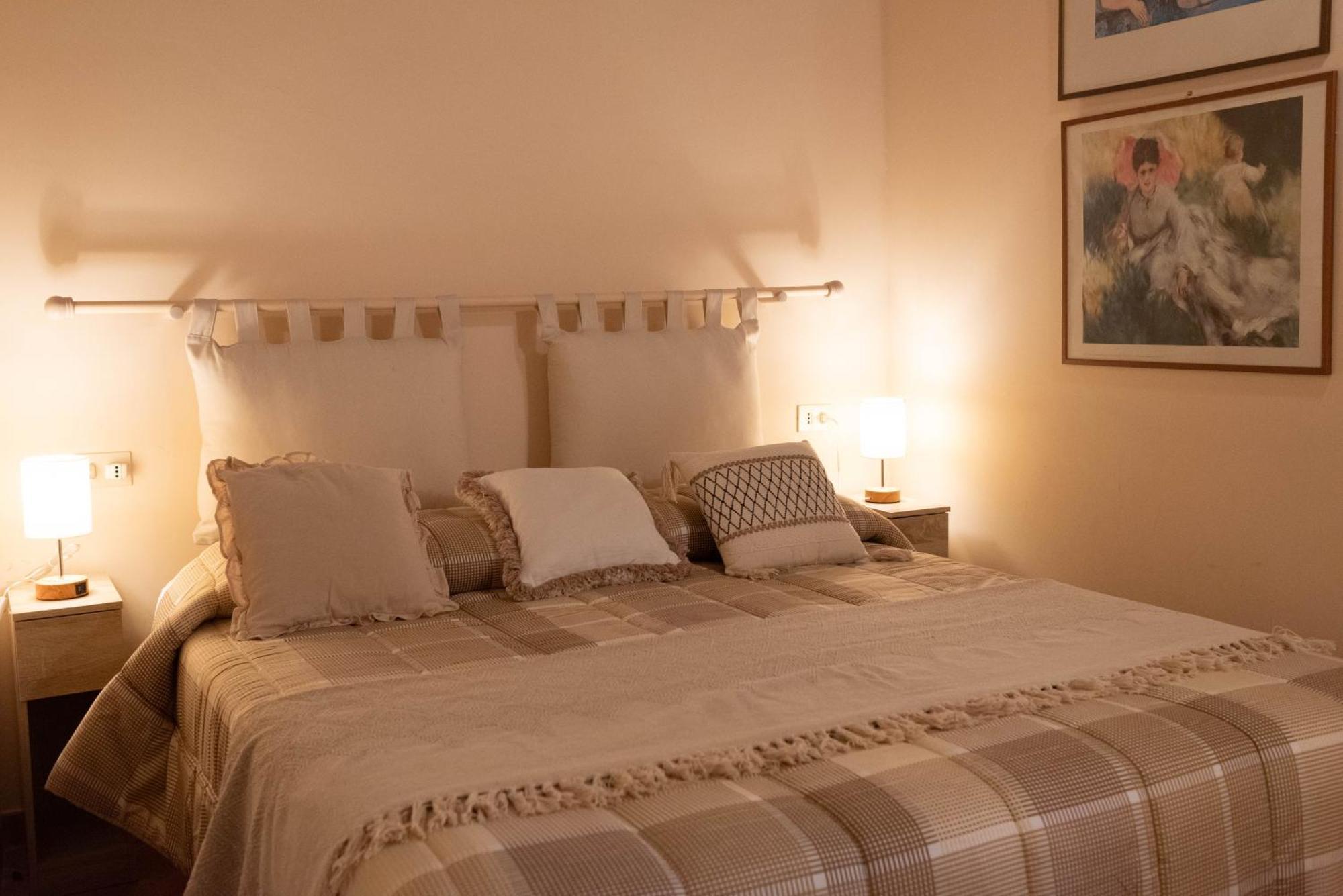 Boutique Grifone Apartment Roma Ngoại thất bức ảnh
